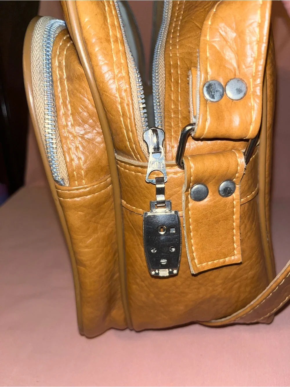 Vintage Leather Crossbody Bag/Carry on bag in Cognac Brown
